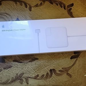 Apple 60W MagSafe 2 Power Adapter (MacBook Pro with 13-inch Retina displ…